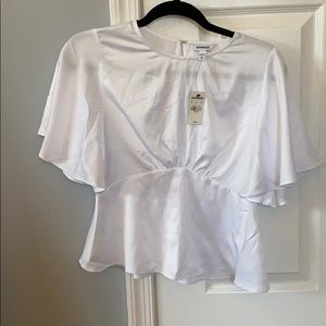 EXPRESS NWT Silk flutter top!